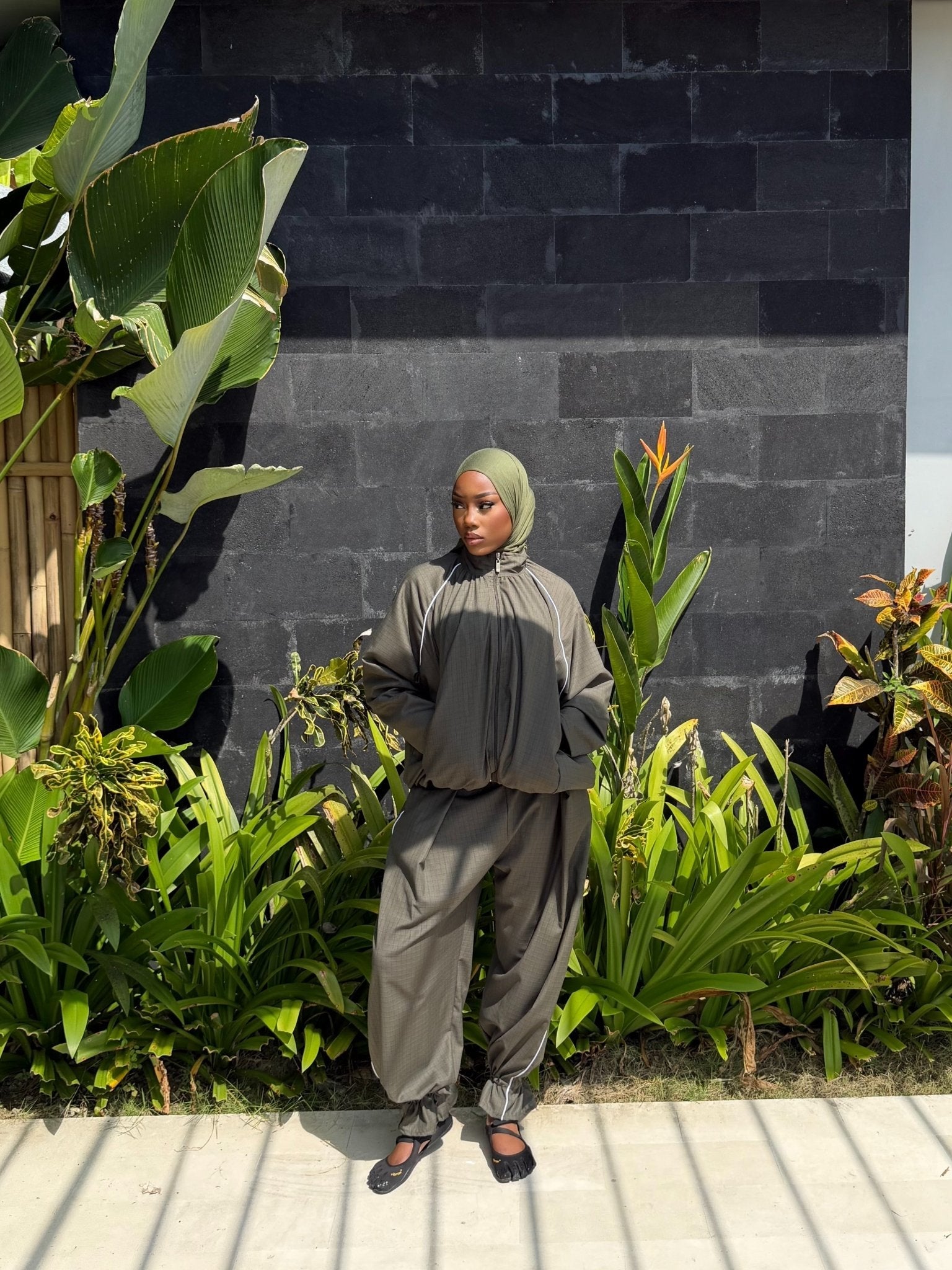 Ensemble Jogging Imen Kaki