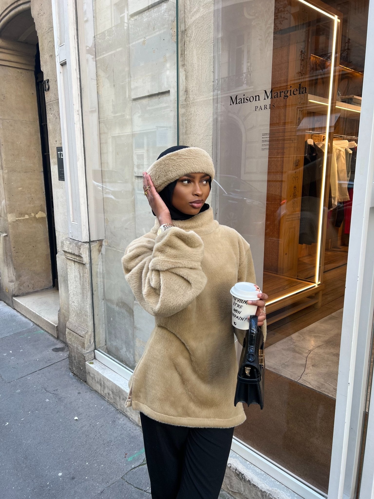 Ensemble Teddy Beige ( Fourrure et Pull )