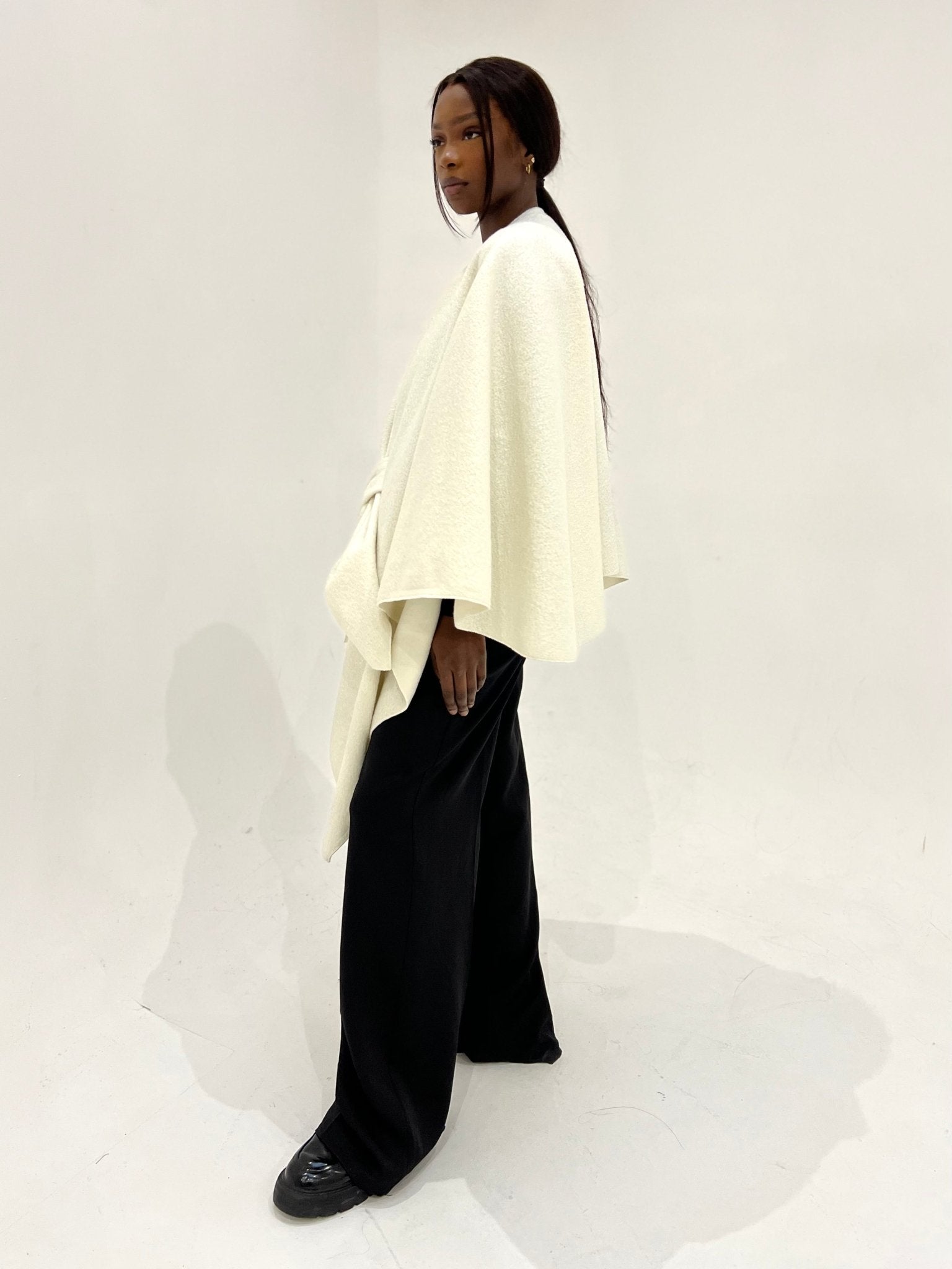 Poncho Mariya Blanc